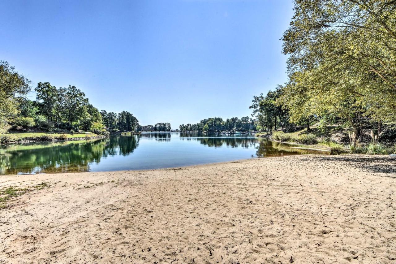 Lake Keowee Condo With Views And Pools And Marina! Salem Екстер'єр фото